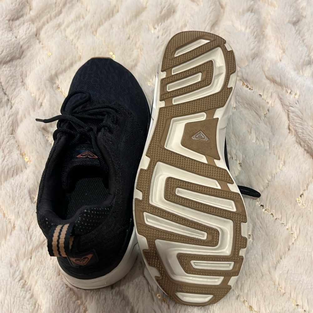 Roxy Really Cute Lace, Cheetah Pattern, Stylish. … - image 3